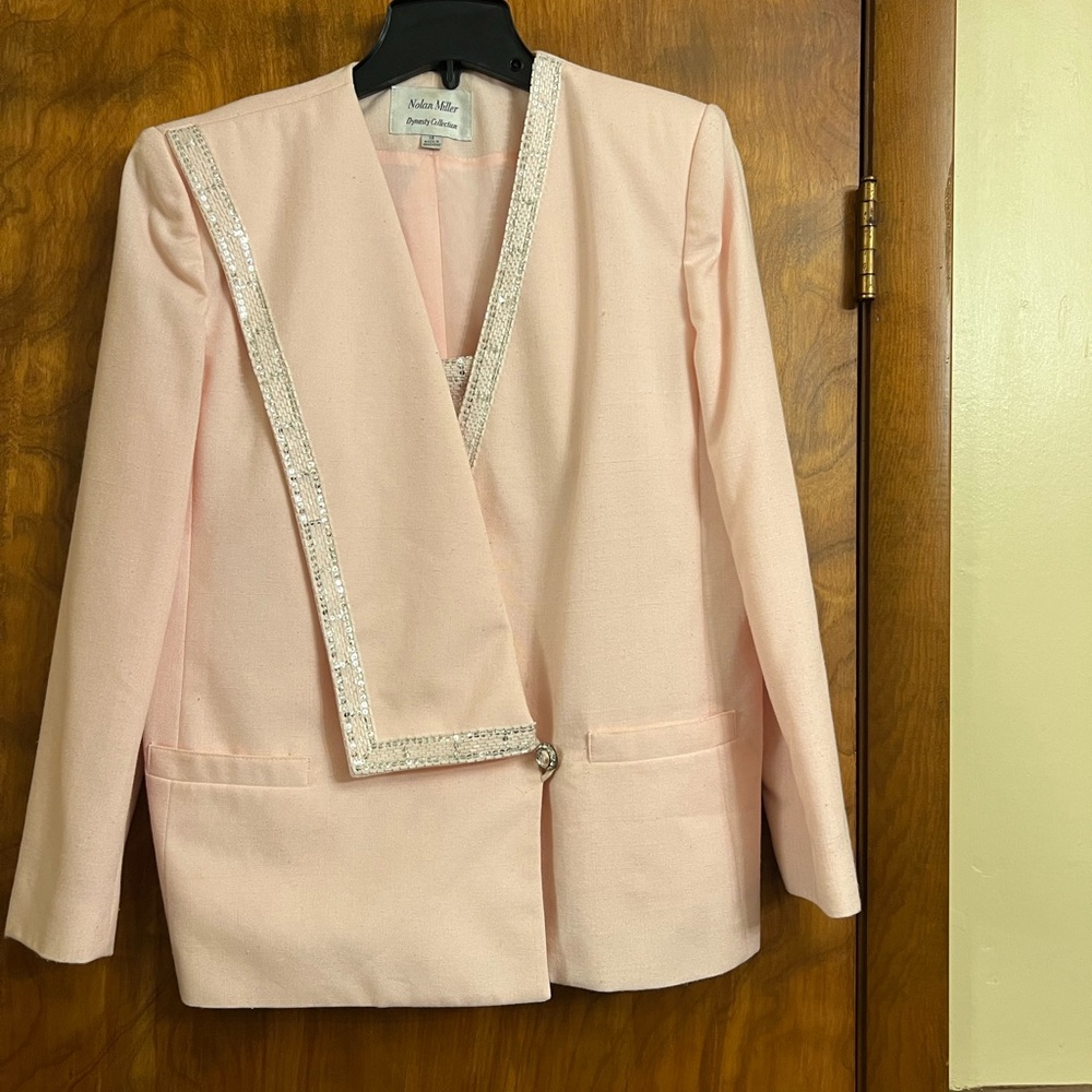 Vintage. Nolan Miller. Dallas Collection Pretty pink suit jacket and top